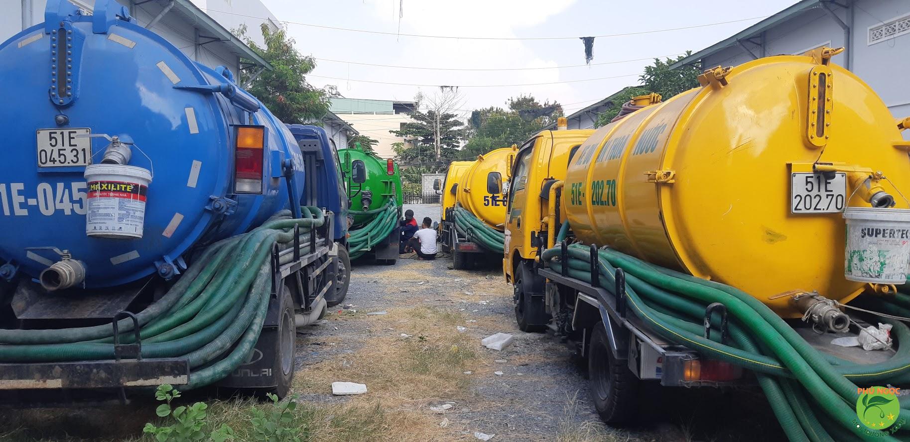Đoàn xe Hút hầm cầu đà nẵng được trang bị Đoàn xe Hút hầm cầu đà nẵng được trang bị