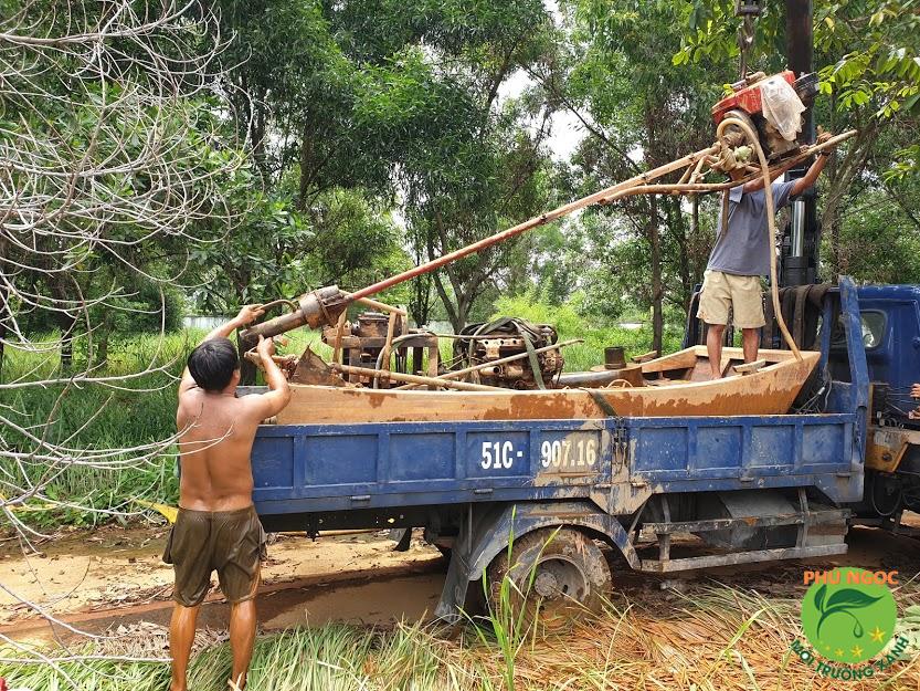 Mẫu dòng máy hút bùn ao tự chế